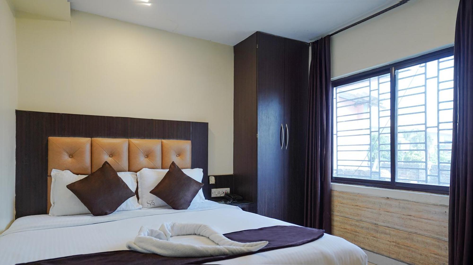 Sheldon Hotel Калькутта Экстерьер фото