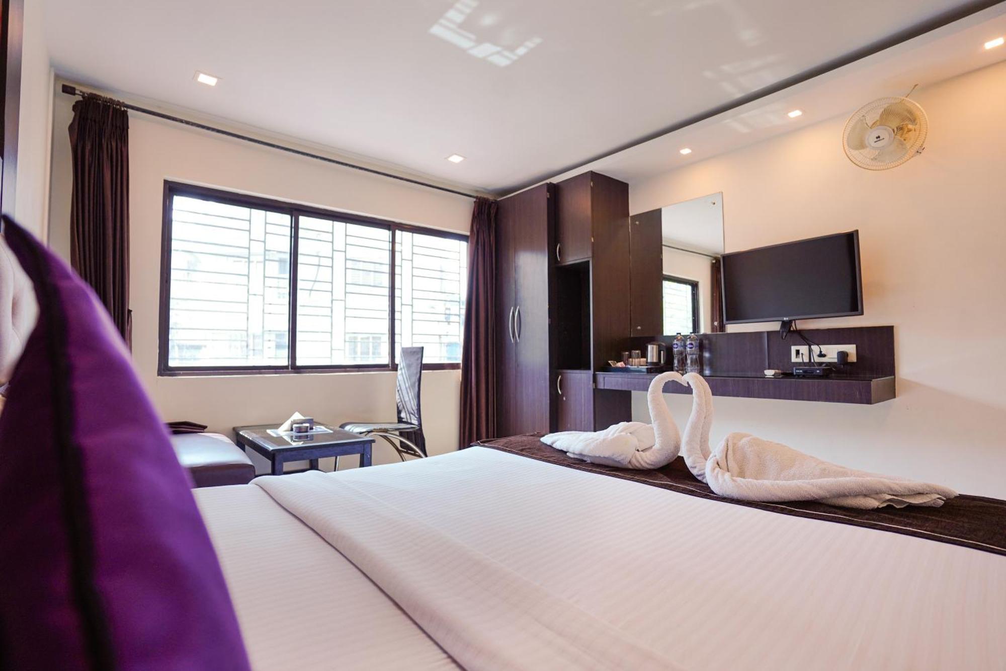 Sheldon Hotel Калькутта Экстерьер фото