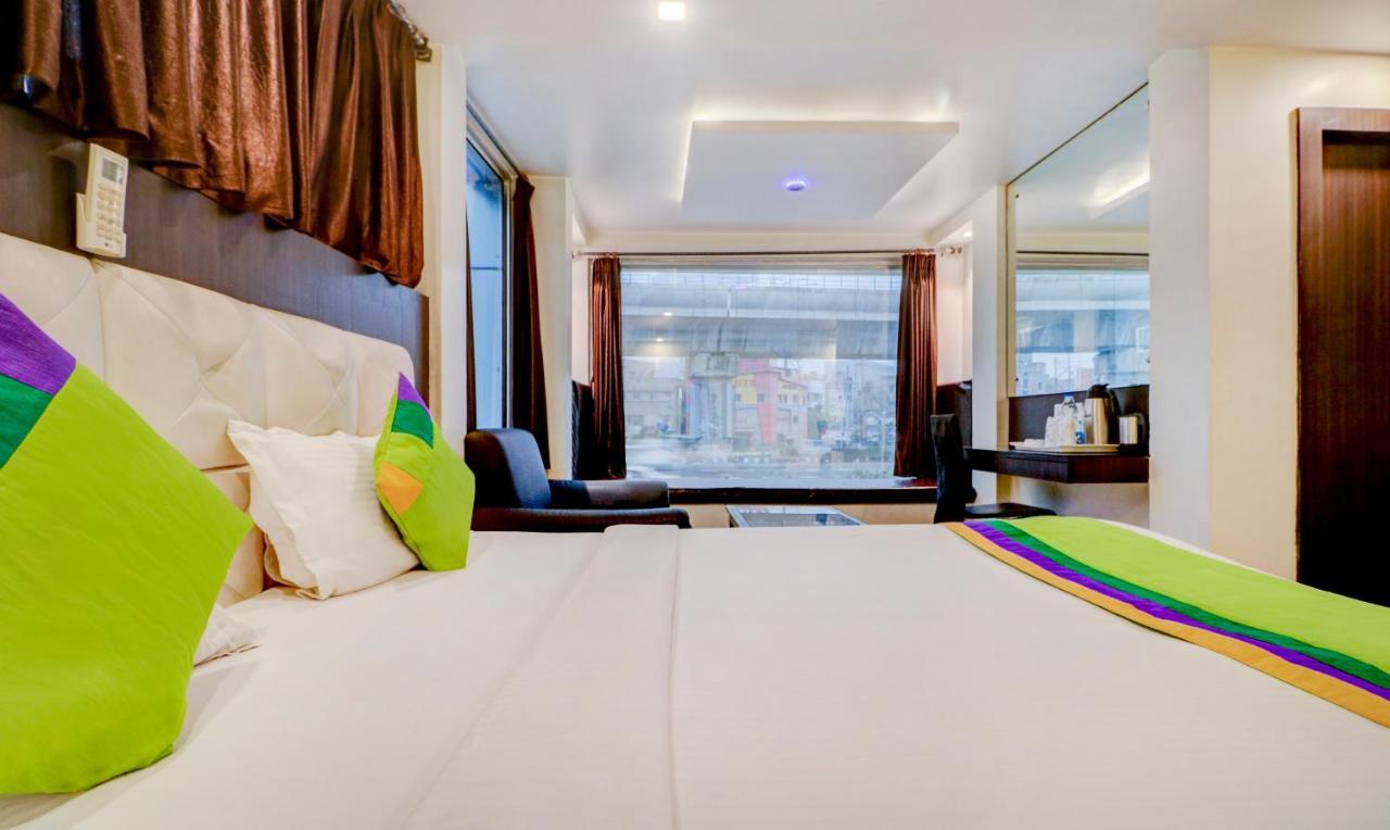 Sheldon Hotel Калькутта Экстерьер фото