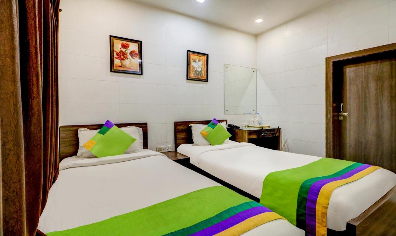 Sheldon Hotel Калькутта Экстерьер фото
